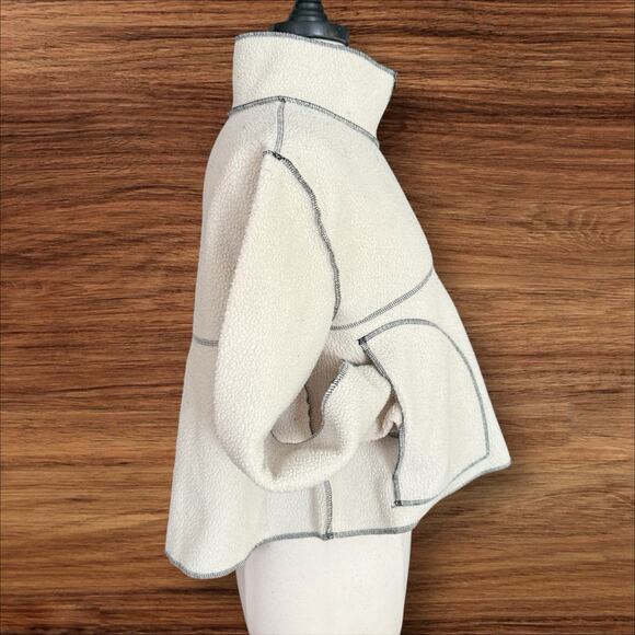 Urban Outfitters Posie Fleece Half Zip Sweatshirt Top Sz M Cropped Ivory & Black - Picture 2 of 8